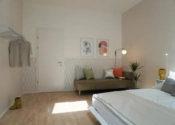 Apartment Modern 2br - Full Kitchen - Schoenbrunn Area - 15 Mins To Center
